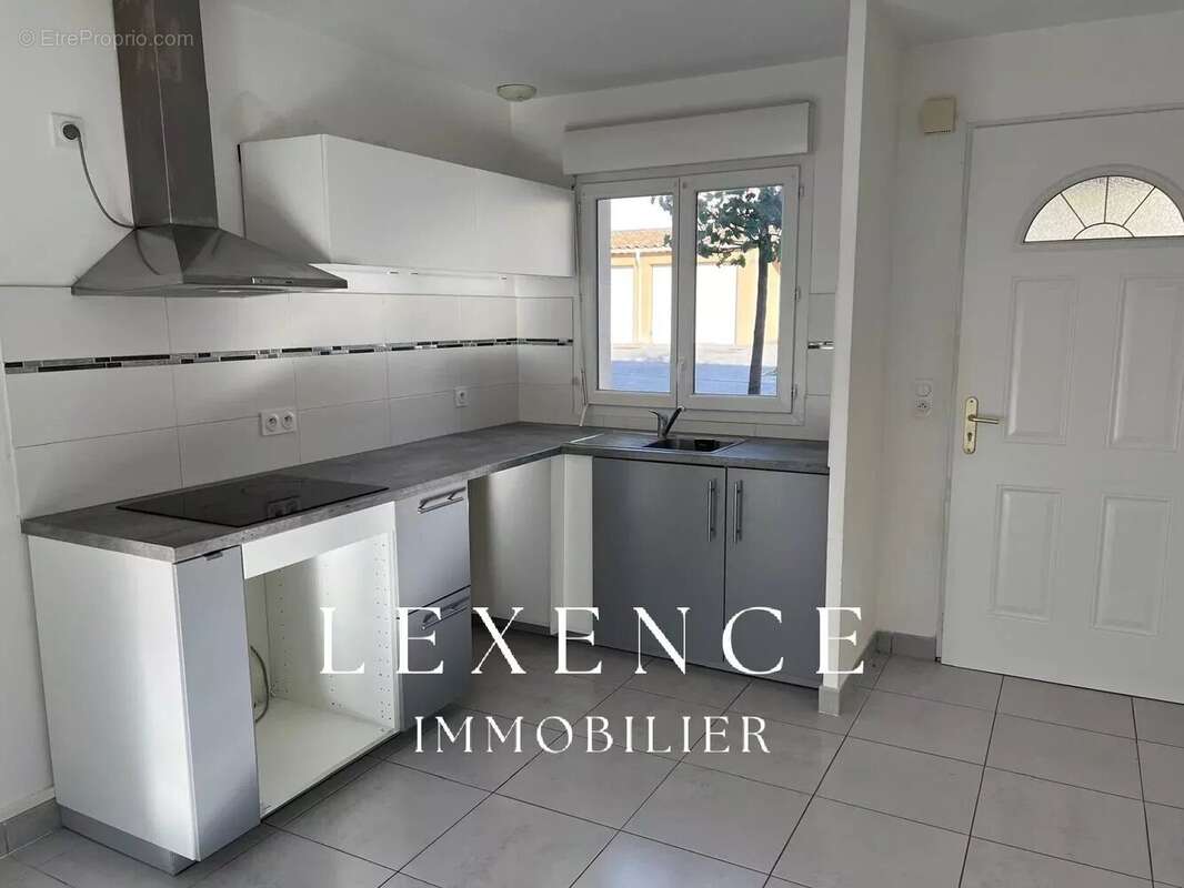 Maison à LA FARE-LES-OLIVIERS