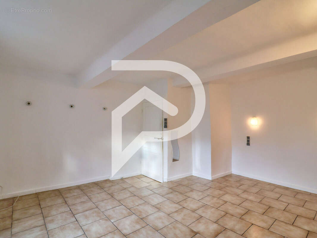 Maison à BEAUMONT-DE-PERTUIS