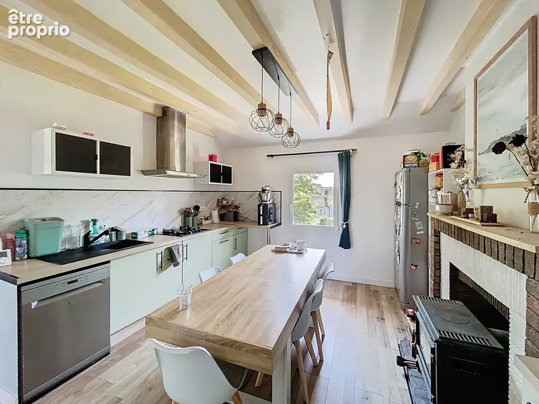 Maison de bourg avec grand terrain et piscine - photo 5