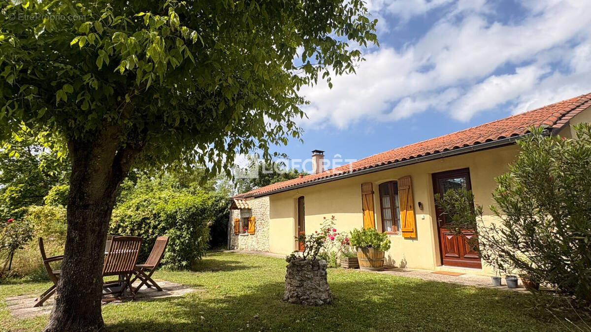 Maison à SAINT-LAURENT-MEDOC