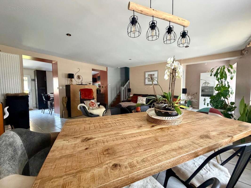 Photo 3 - Maison à CANTELEU
