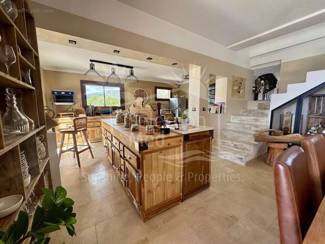 Maison à LE LAVANDOU