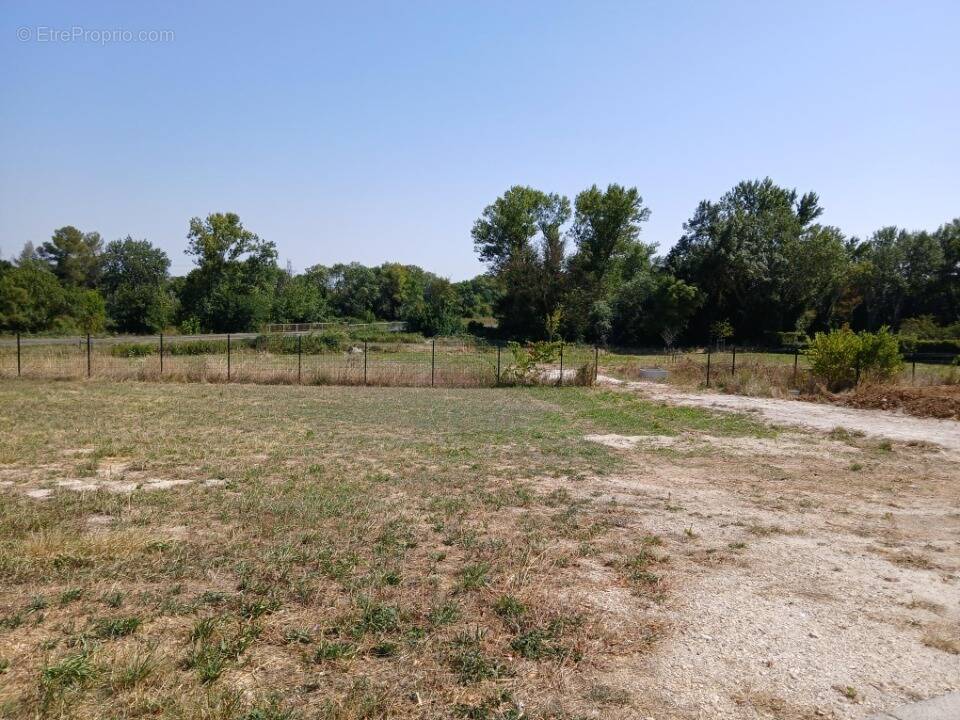 Terrain à SAINT-MAMERT-DU-GARD
