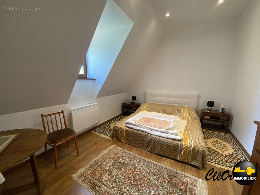 Maison 277 m² à Montjay  - photo 6