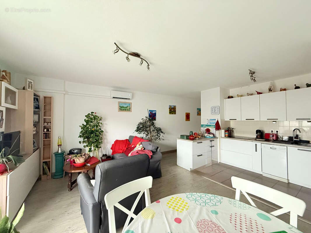 Appartement à LABARTHE-SUR-LEZE