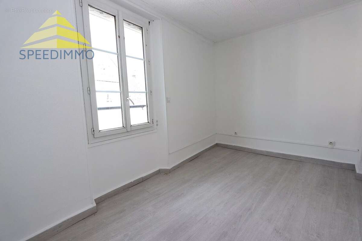 Appartement à BRIE-COMTE-ROBERT