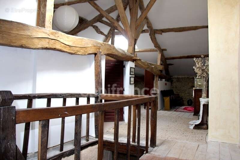 Maison à SAINT-CLAR