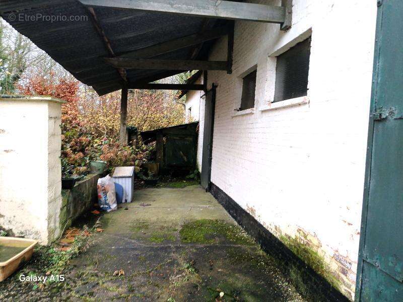 Maison à QUOEUX-HAUT-MAINIL