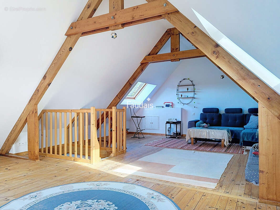 Maison 121 m² à Geffosses  - photo 9