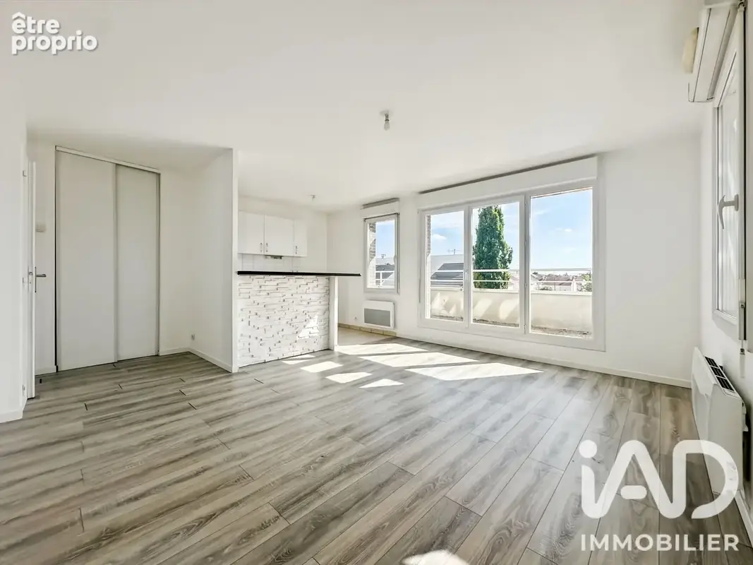 Photo 1 - Appartement à CHELLES