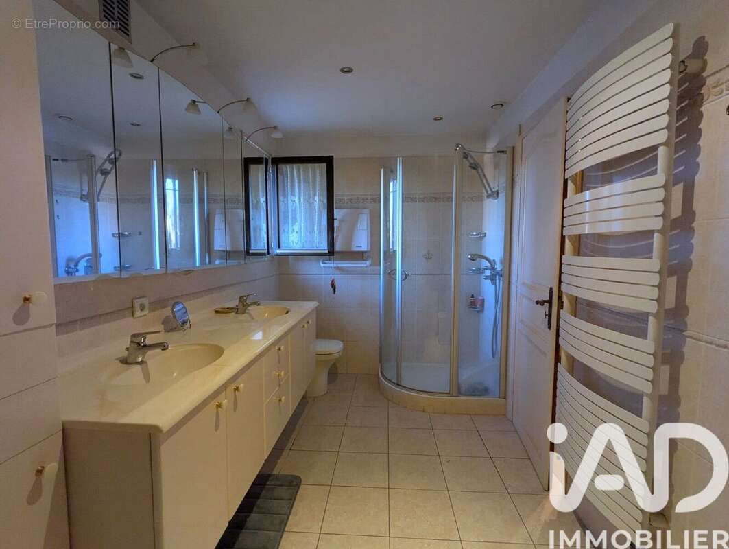 Photo 8 - Maison à FREJUS