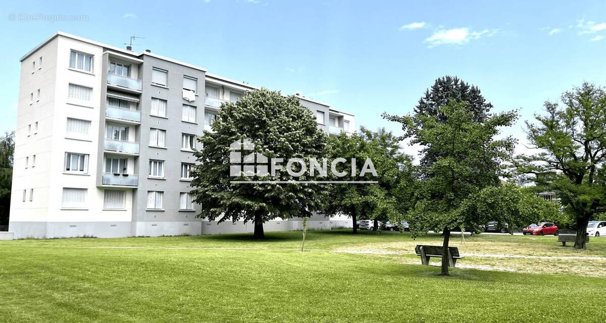 Appartement à SEYSSINET-PARISET