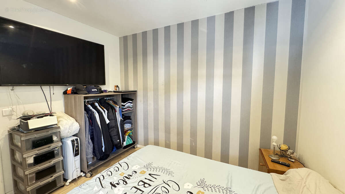 Maison à SAINT-LAURENT-DE-LA-SALANQUE