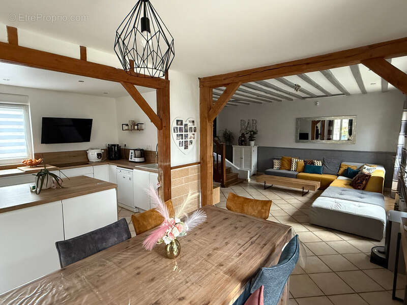 Maison à HENONVILLE