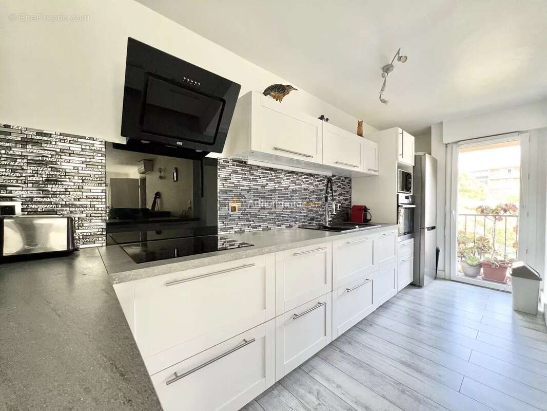 Appartement à FREJUS