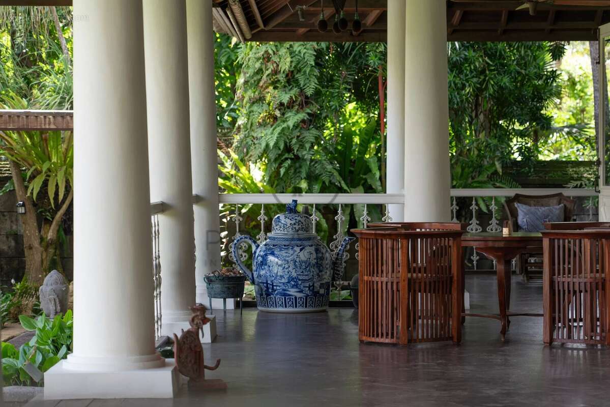 Domaine Colonial de Luxe Intemporel  Rare Résidence Familiale en Pleine Propriété près de Canggu, Bali - photo 14