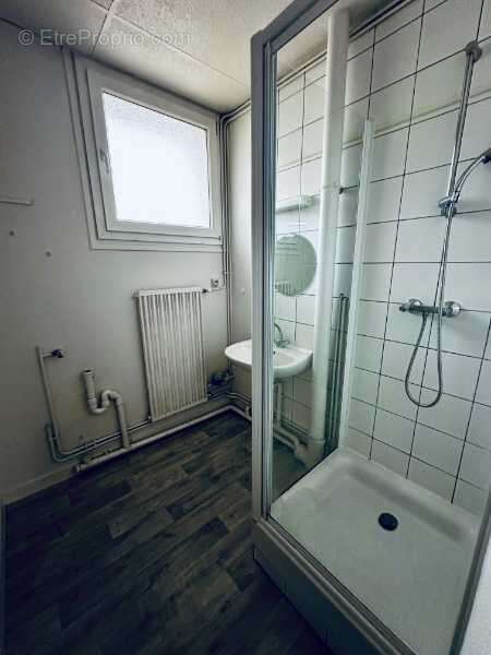 Appartement à GRAND-CHARMONT