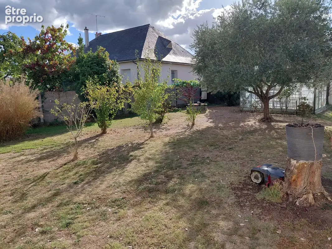 A seulement 10min à pied des commerces de La Flèche.... - photo 14