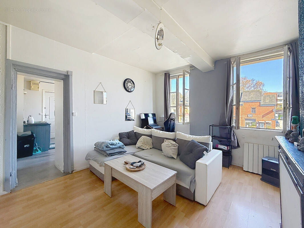 Appartement à CRESSY