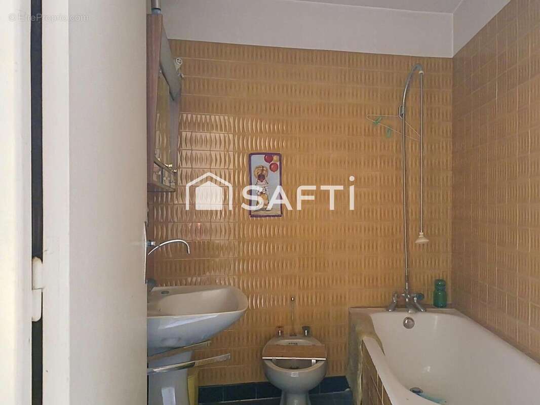 Maison 140 m² à Saint-Felicien  - photo 5