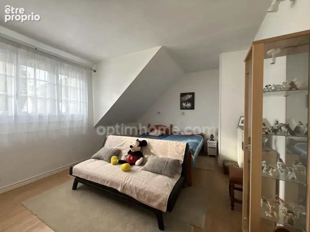 LIMOURS – Maison familiale 140 m² •4/5 Chambres; Jardin 610 M² • Dépendance 20 m² • Garage - photo 13