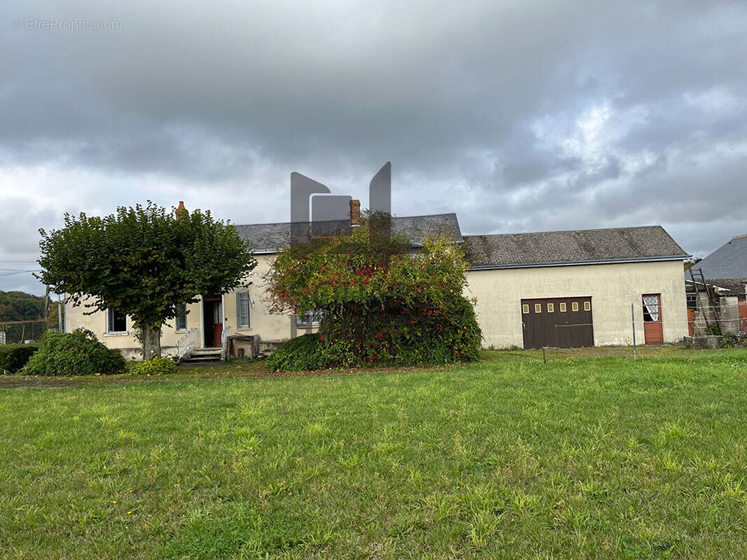 Maison à SAINTE-MAURE-DE-TOURAINE