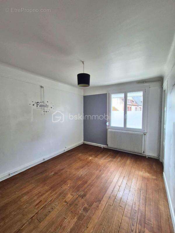 Maison à LONGPRE-LES-CORPS-SAINTS