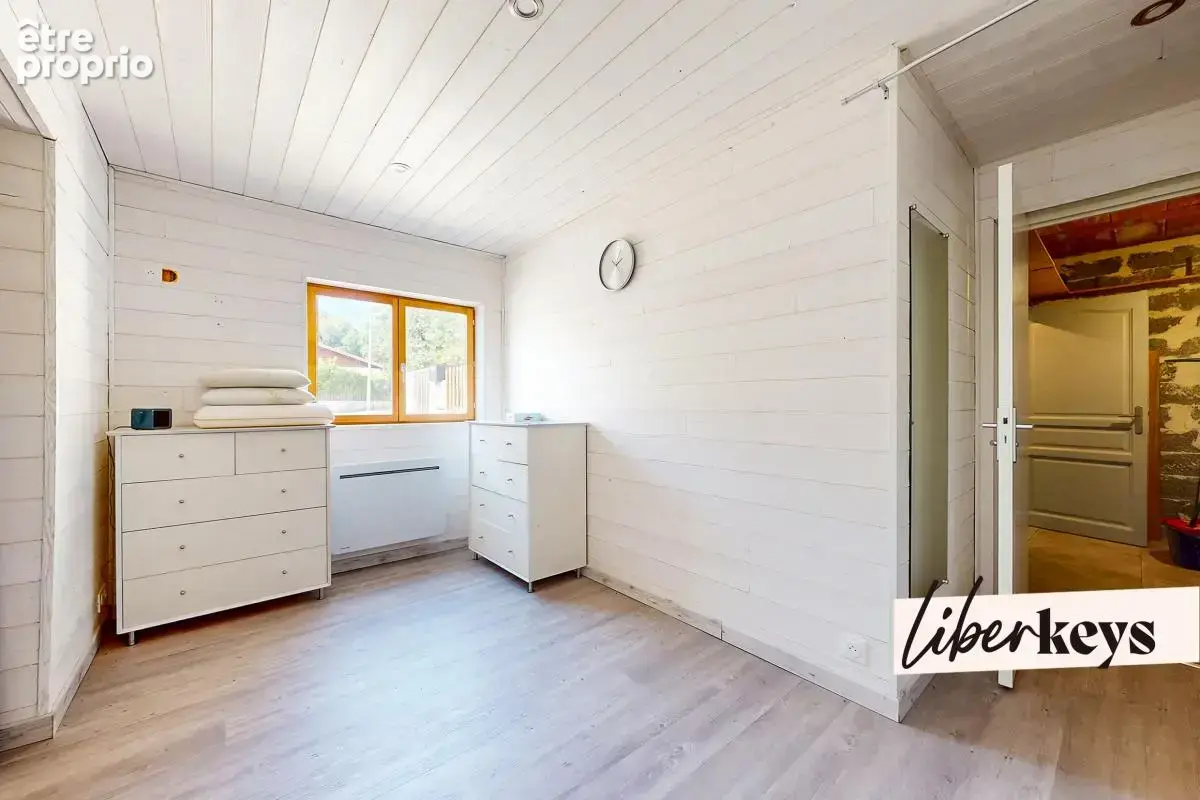 Maison centre Vinay - 4/5 chambres + terrain et garage - photo 8