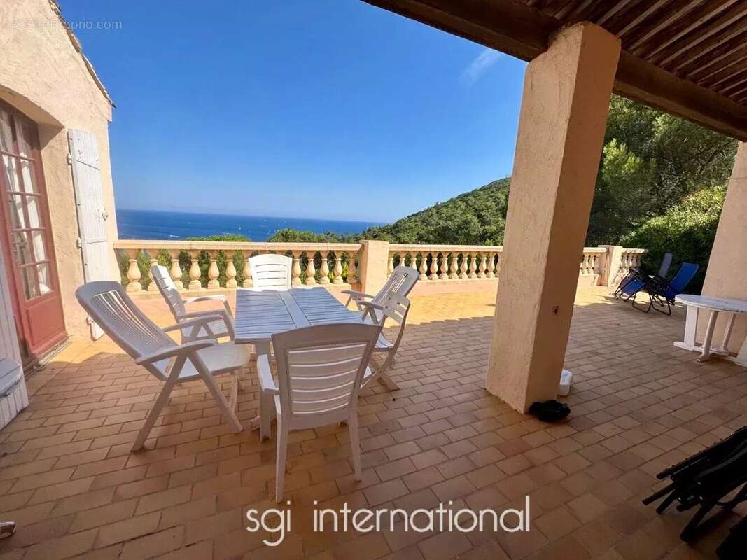 Maison à RAMATUELLE