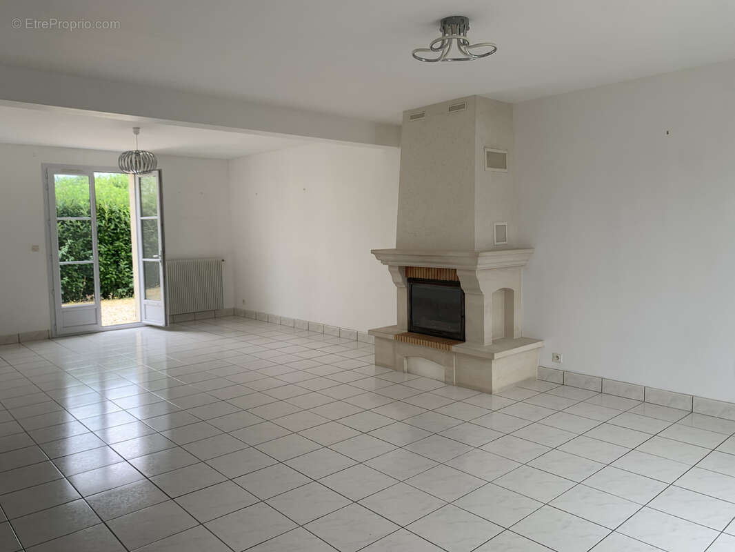 Amboise maison 5 Pièces de 132 M2  sur une parcelle de 625 M2 - photo 5