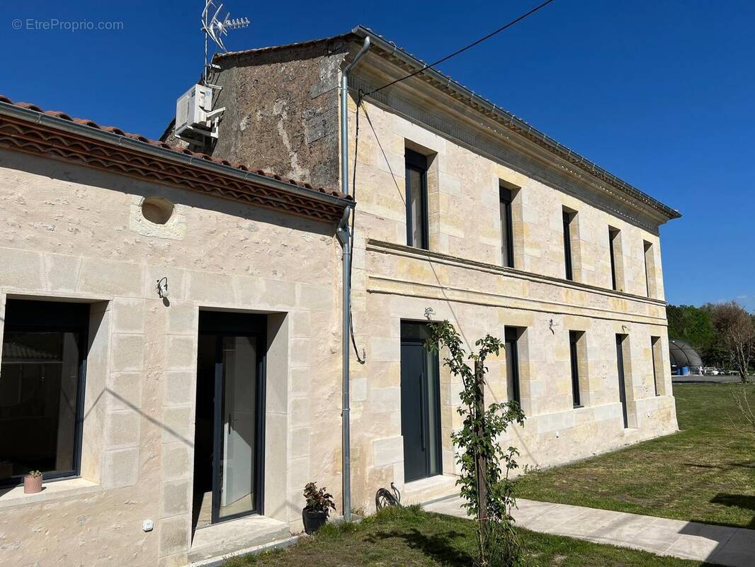 Maison à BERSON
