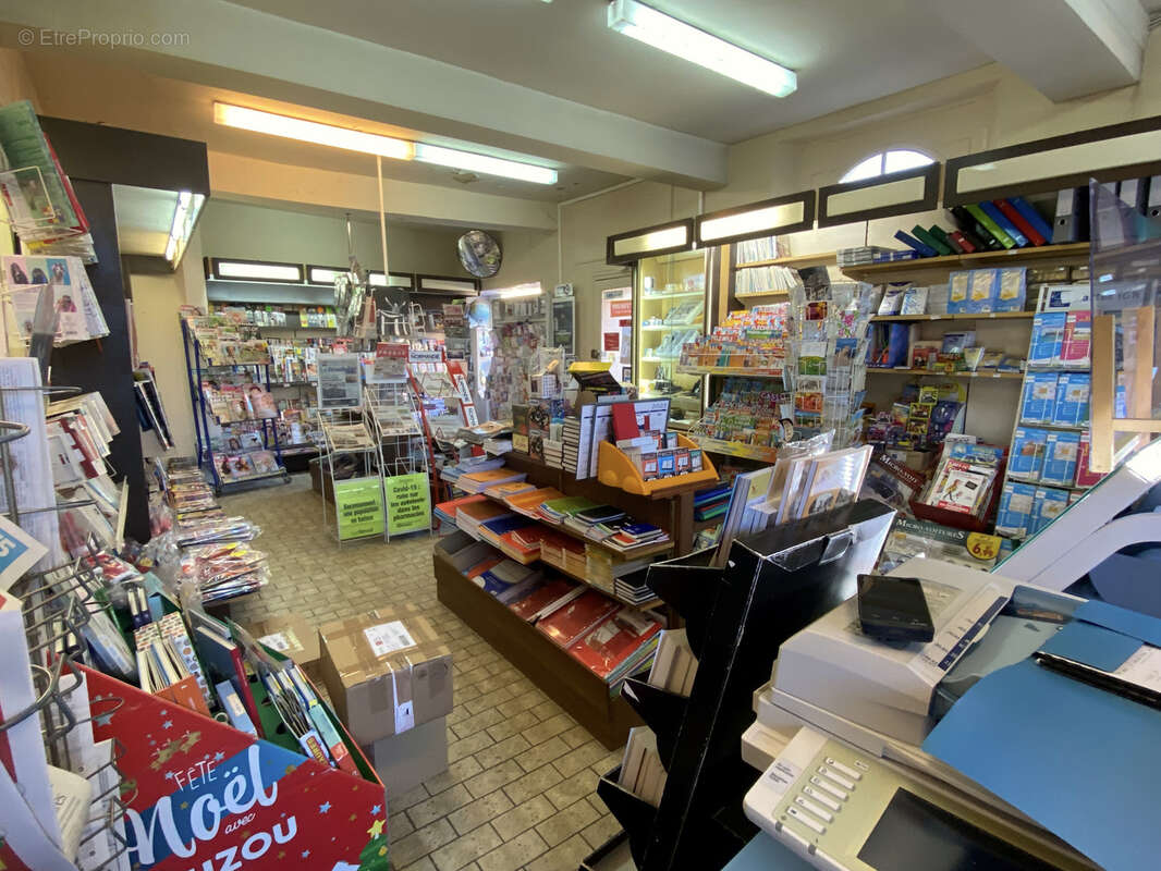 Commerce à ENVERMEU