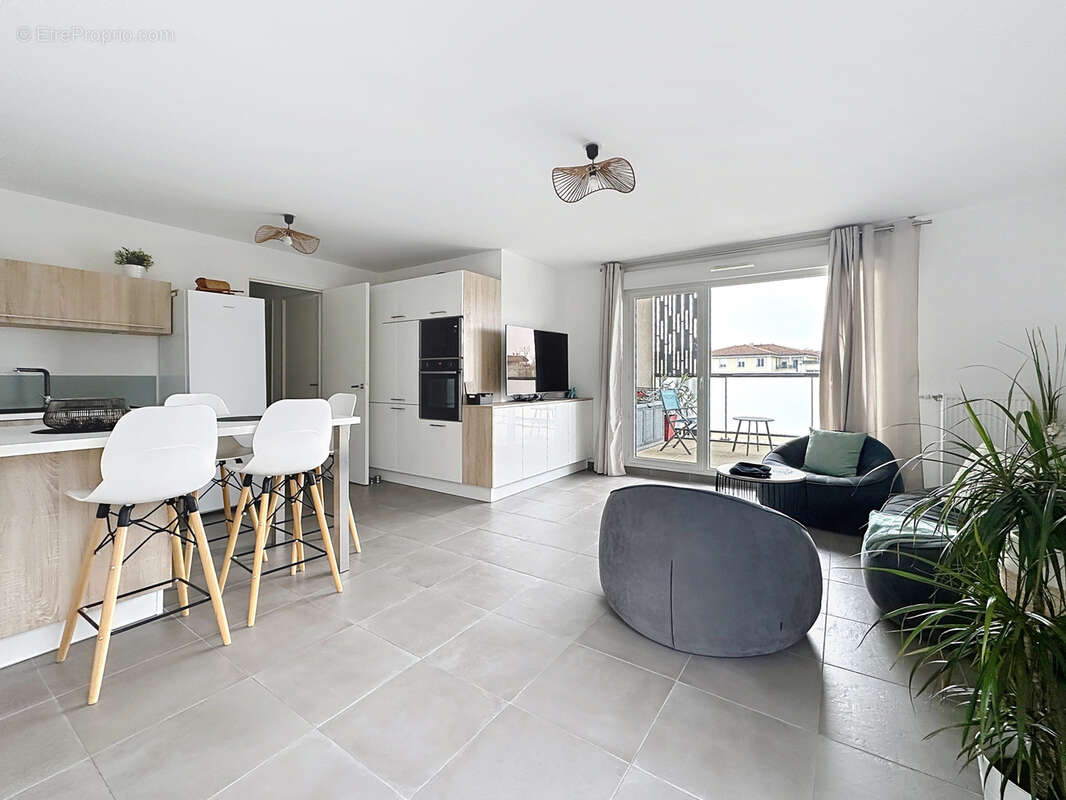 Appartement à CRAPONNE