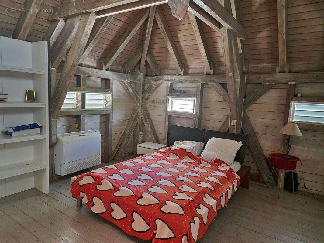 Maison à PETIT-BOURG