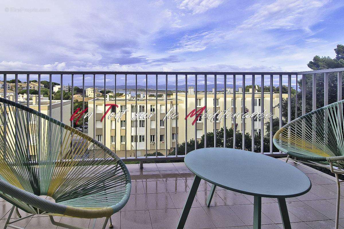 Appartement à HYERES