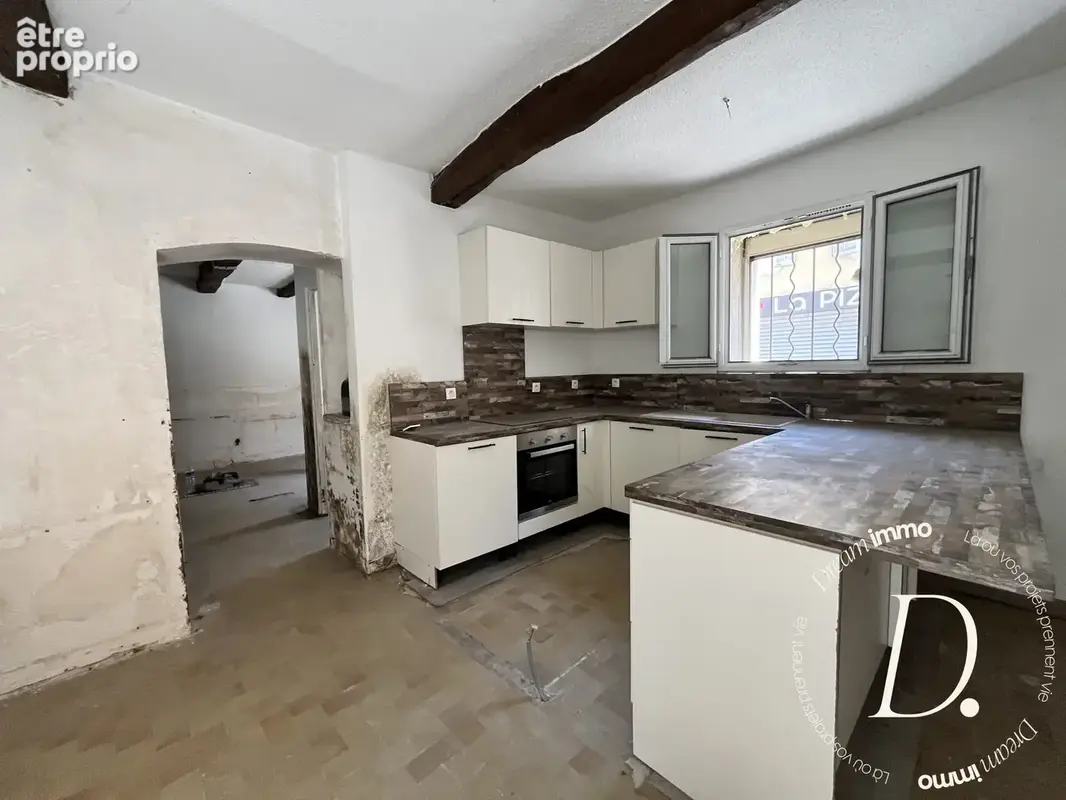 Appartement à CUERS