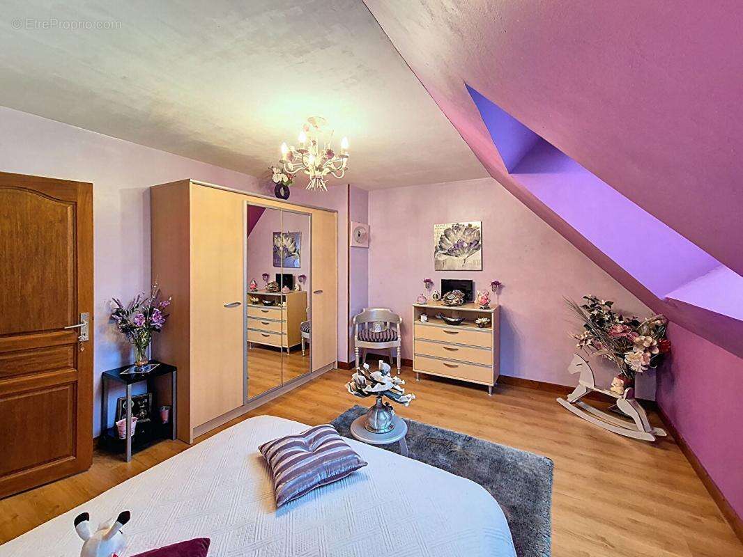 Maison à HENRICHEMONT