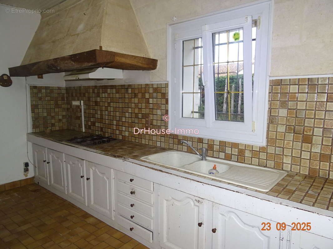 Maison à SAINT-YZAN-DE-SOUDIAC