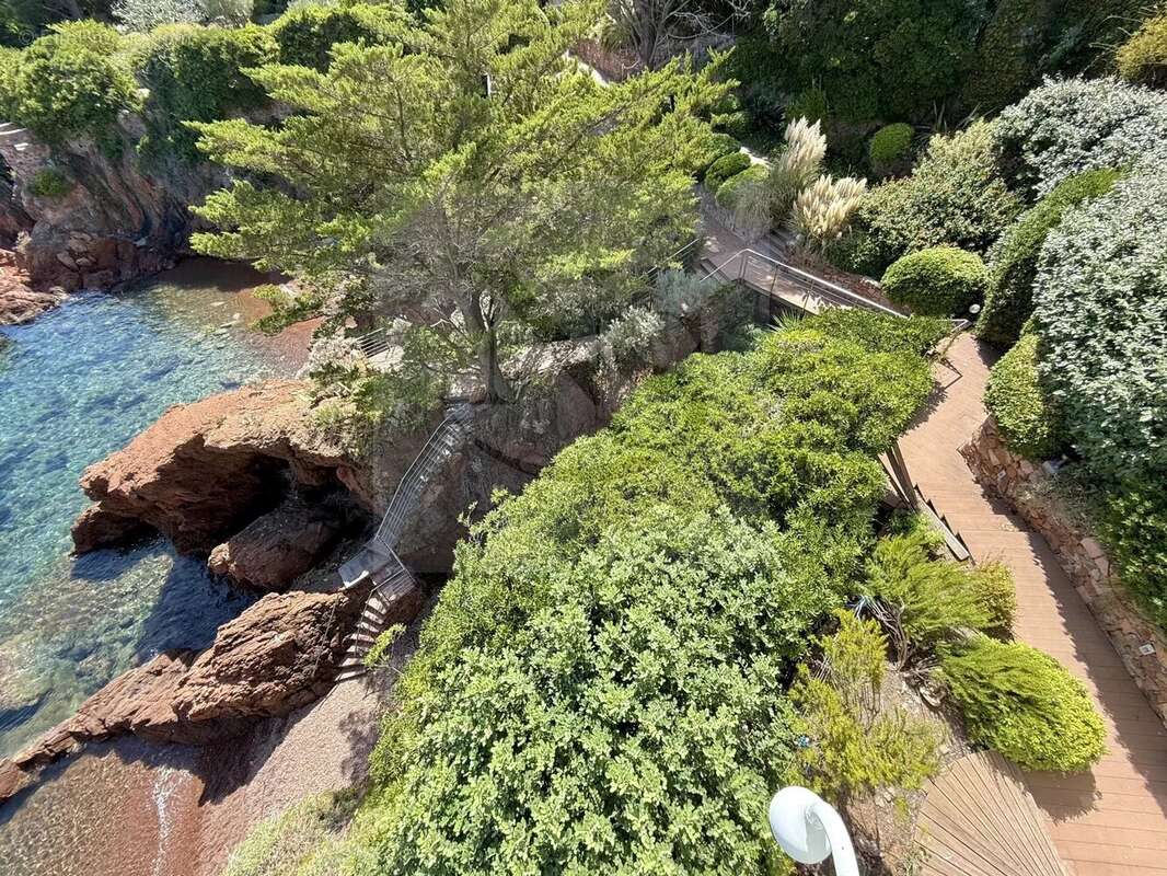 Maison à THEOULE-SUR-MER