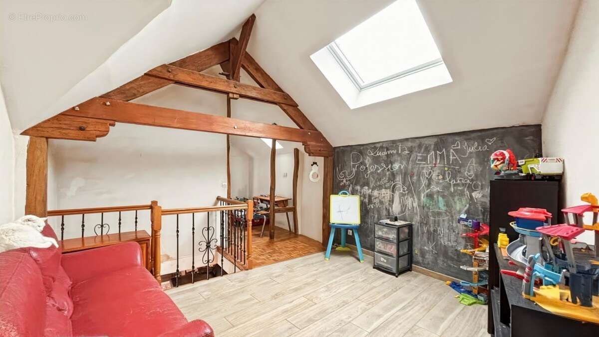 Maison à MORIGNY-CHAMPIGNY