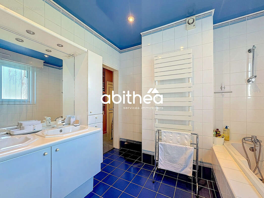 Maison à HENIN-BEAUMONT