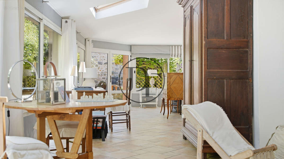 Maison à BOURRON-MARLOTTE