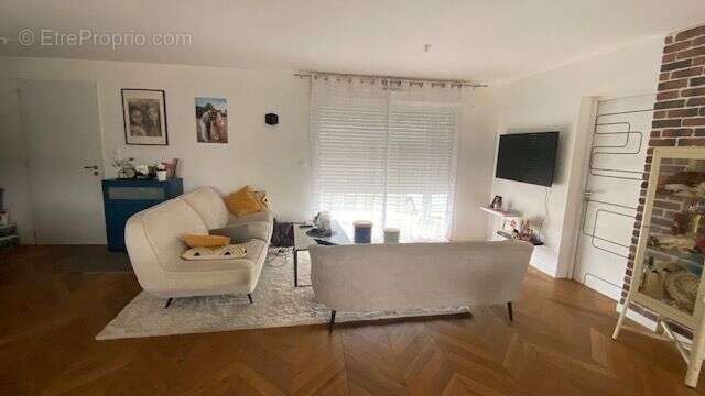 Maison à TONNAY-CHARENTE