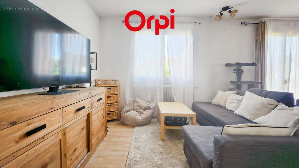 Maison familiale 5 pièces, 4 chambres et sous-sol total - Athis-Mons Quartier des Plantes - photo 3