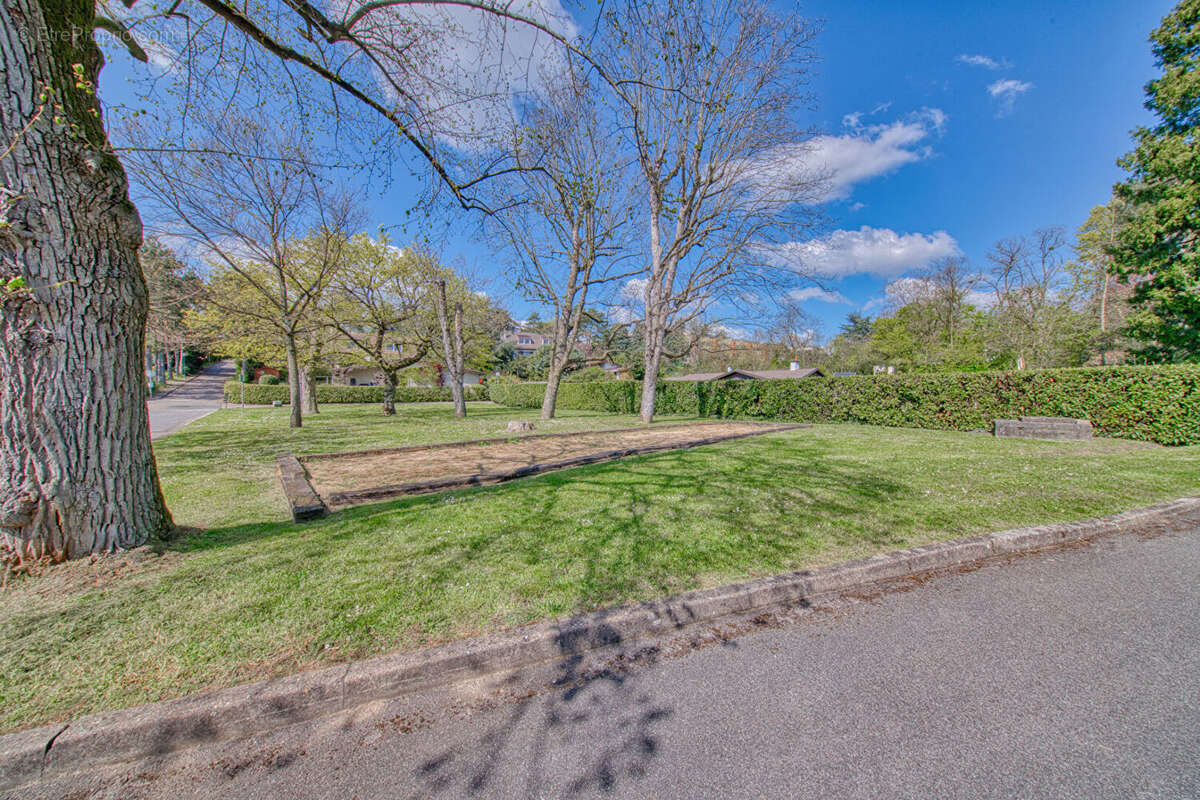 Maison à CALUIRE-ET-CUIRE