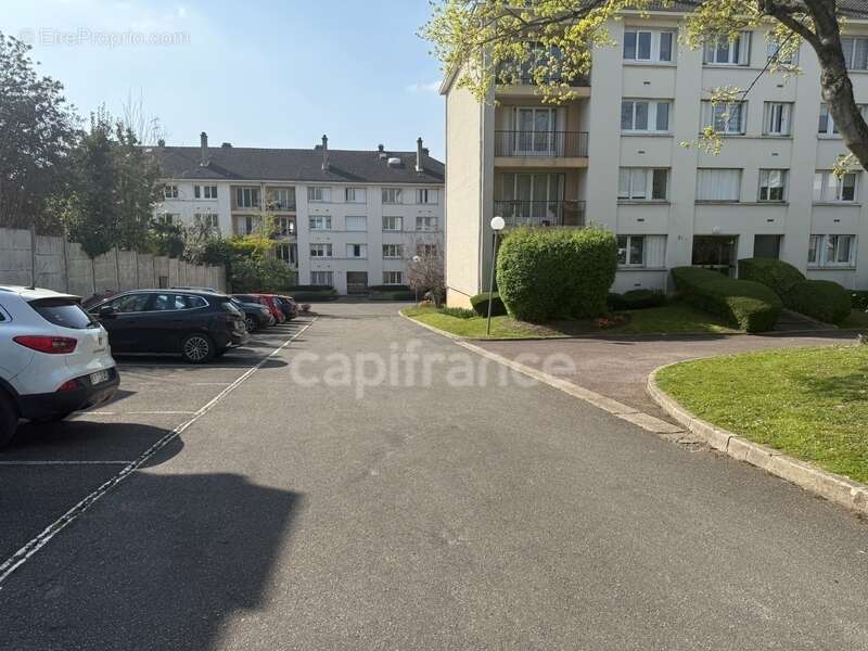  Montmorency (95160) – Rare sur le Secteur ! Magnifique F4 Lumineux avec Parking et Cave  - photo 21