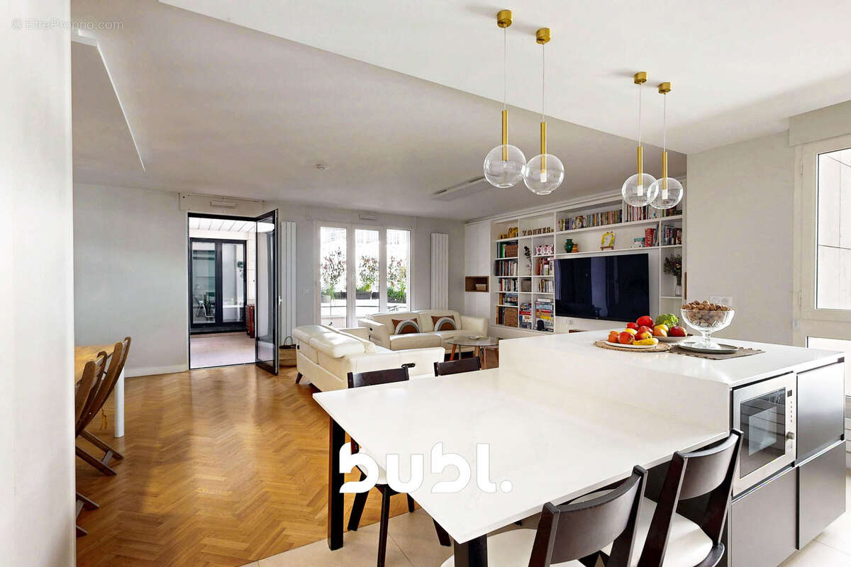 Appartement à RUEIL-MALMAISON