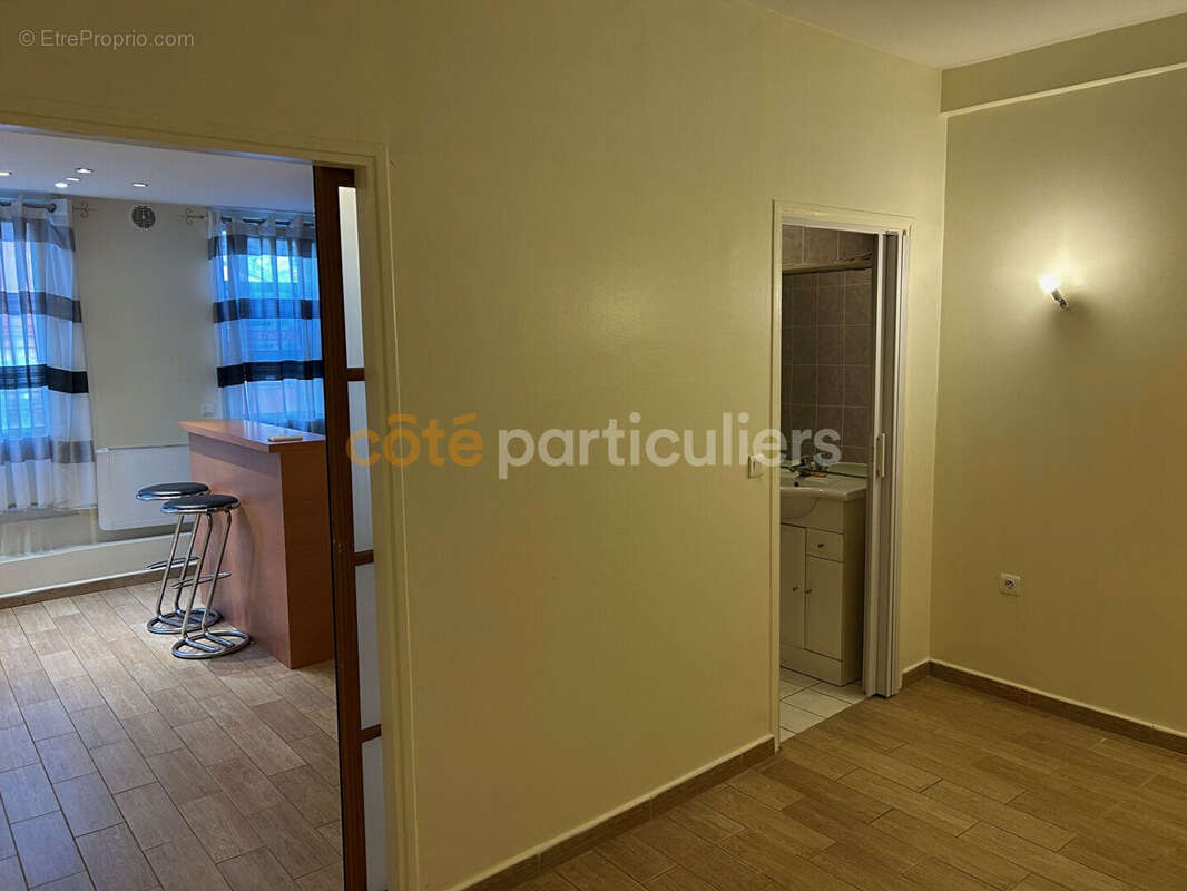 Appartement à VILLENEUVE-LE-ROI