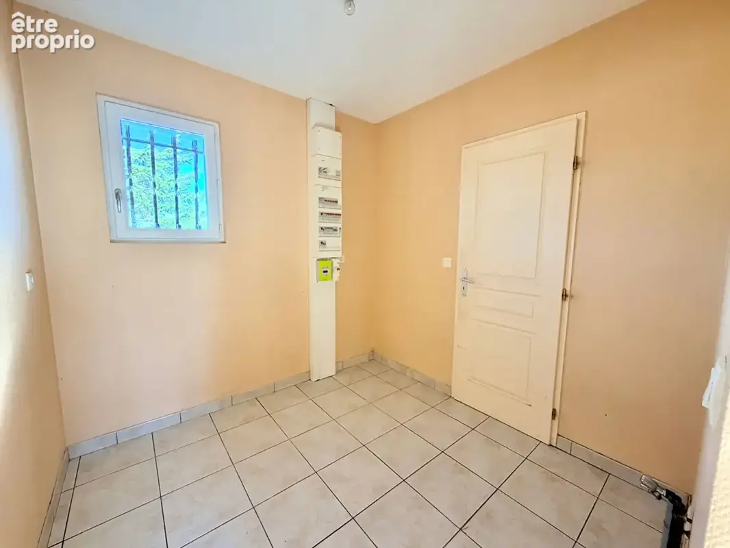 Maison Magnac-sur-Touvre 5 pièce(s) 95 m2 - photo 8