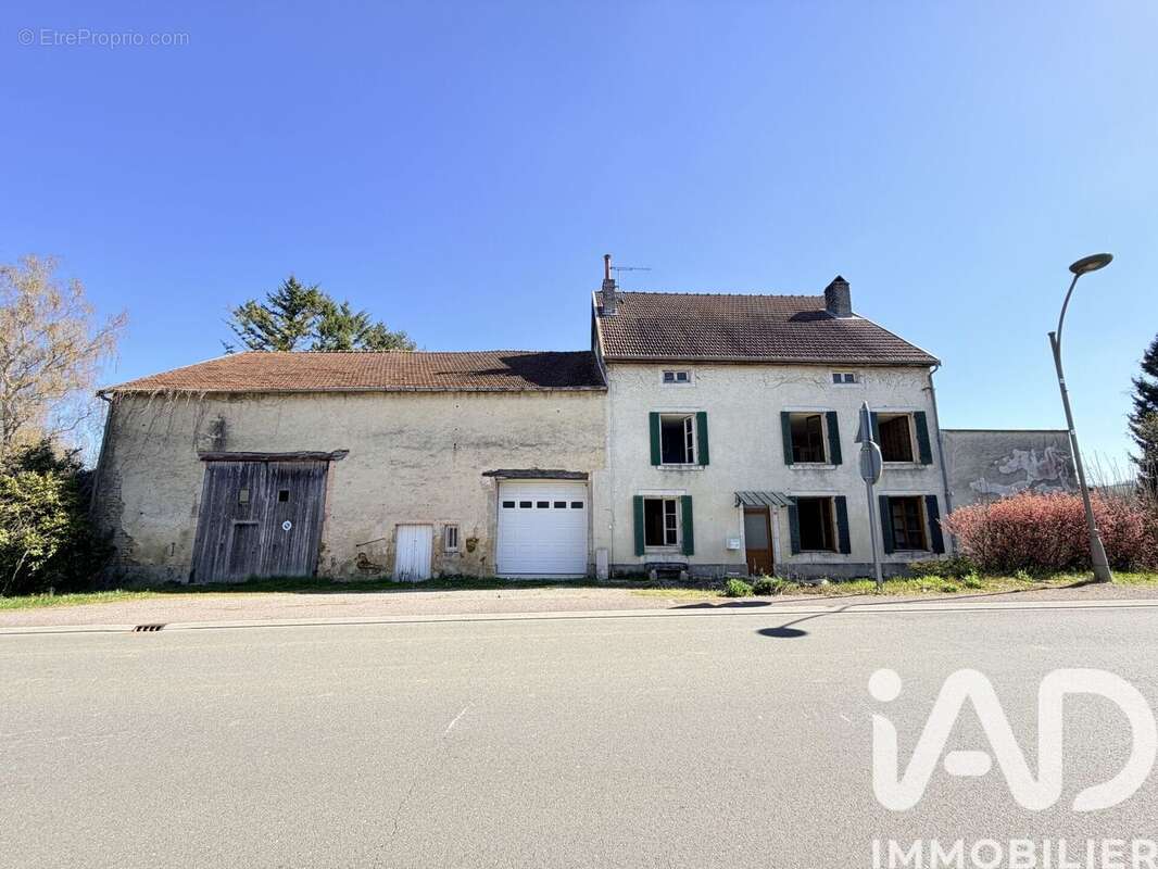 Maison 205 m² à Rolampont  - photo 6